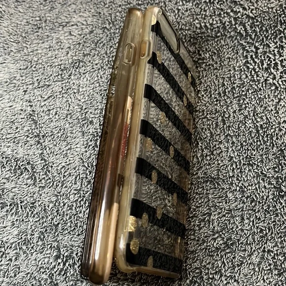 iPhone 8plus Kate Spade - Picture 5 of 5